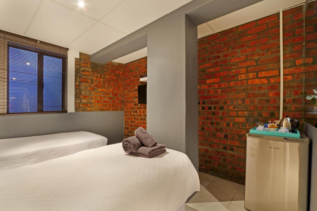 Happy Rhino Hotel Fokváros Kültér fotó