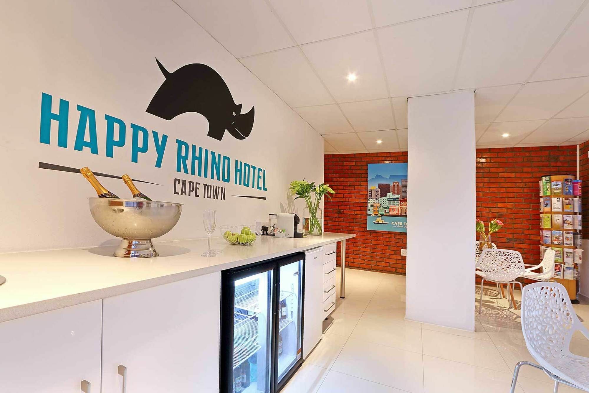 Happy Rhino Hotel Fokváros Kültér fotó